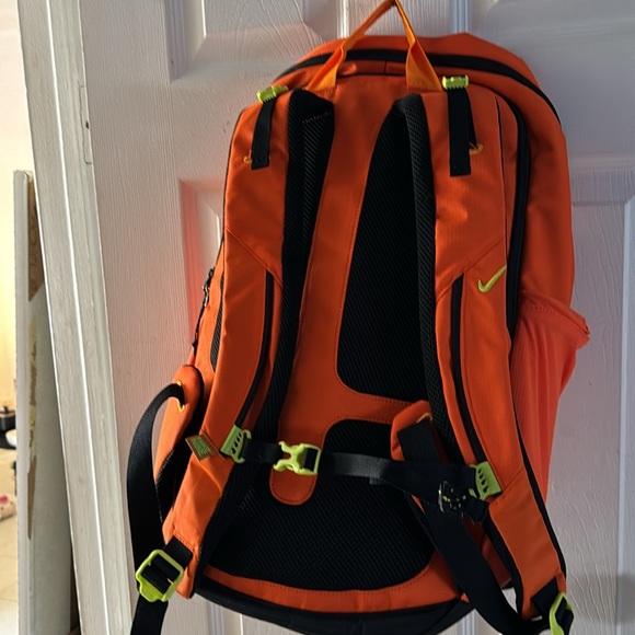 Nike backpack 32L - Picture 3 of 3